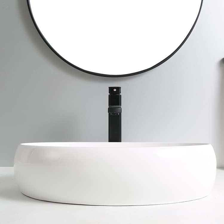 Surface-mounted Washbasin image 1
